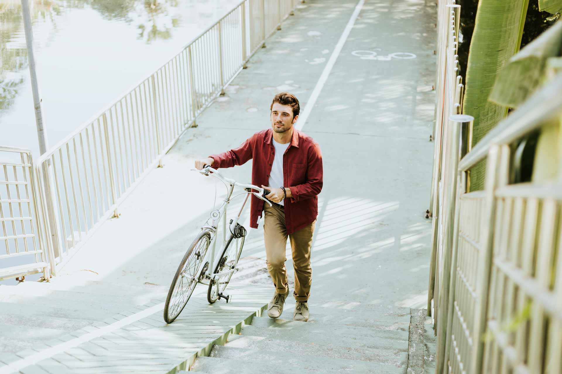 cyclist-in-a-park-L7VP582.jpg cyclist-in-a-park-L7VP582.jpg